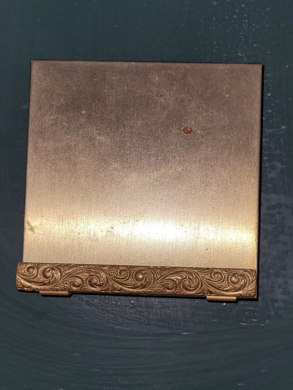Vintage Volupte Gold Tone Embossed Compact Mirror - Gold